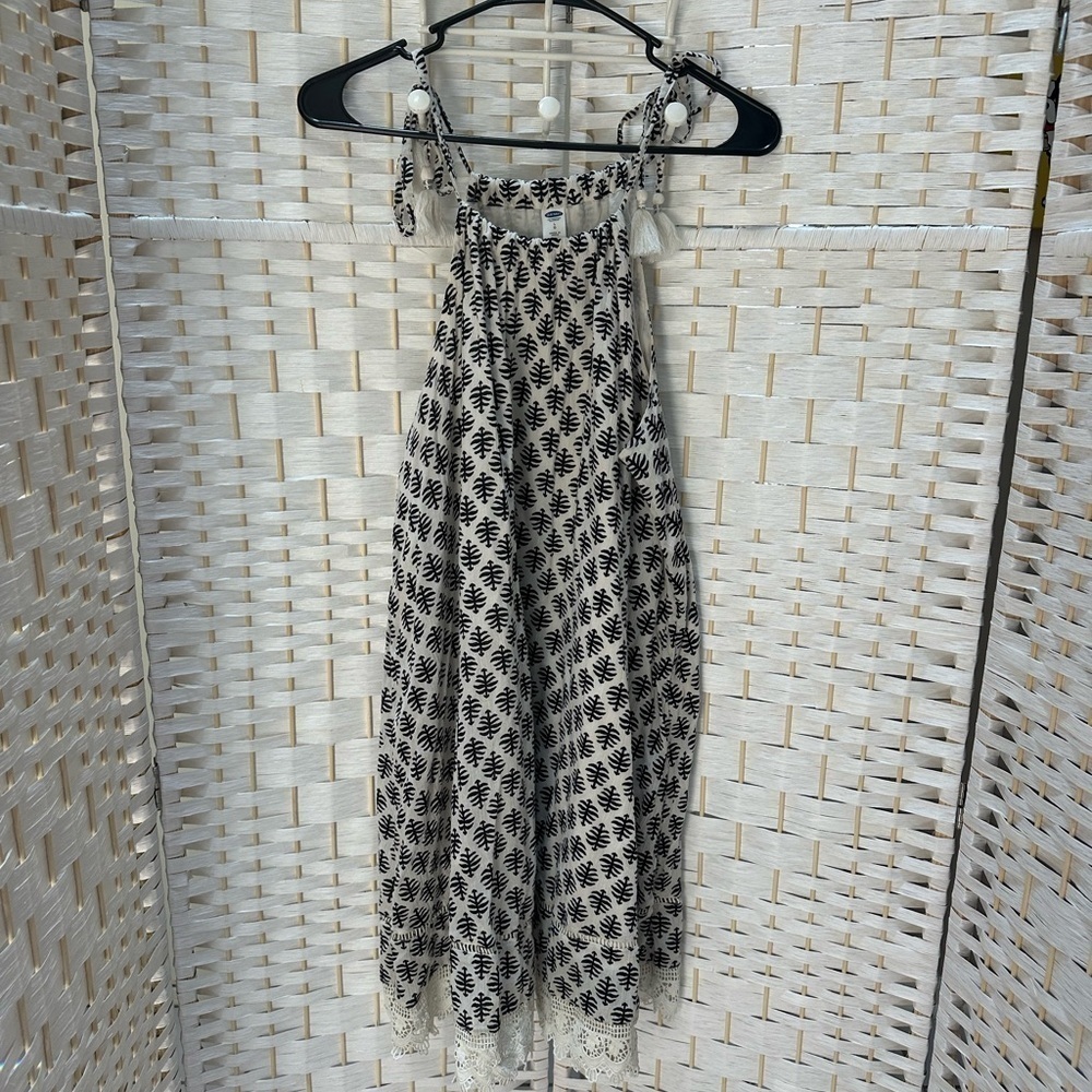 Old Navy sleeveless‎ dress size L